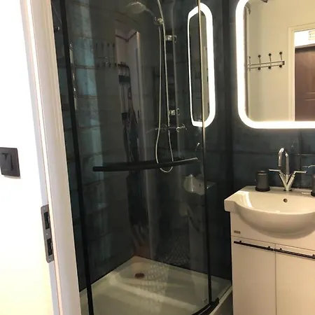 W Rynku 아파트 두슈니키 즈드로지